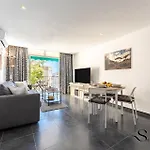 شقة Stylish Seaview Terrace Retreat *